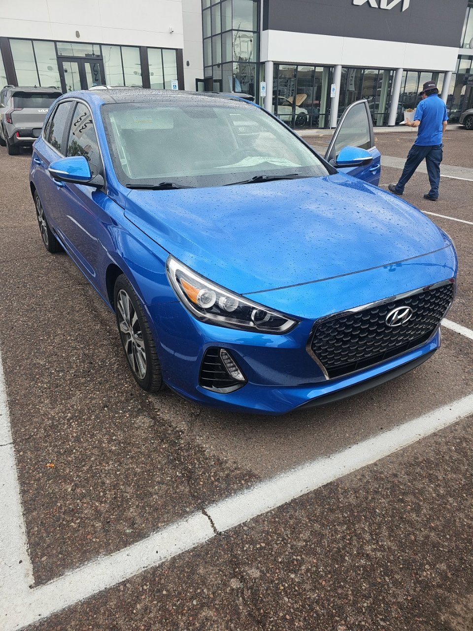 Used 2018 Hyundai Elantra GT w/ Tech Package 03 FWD image 8
