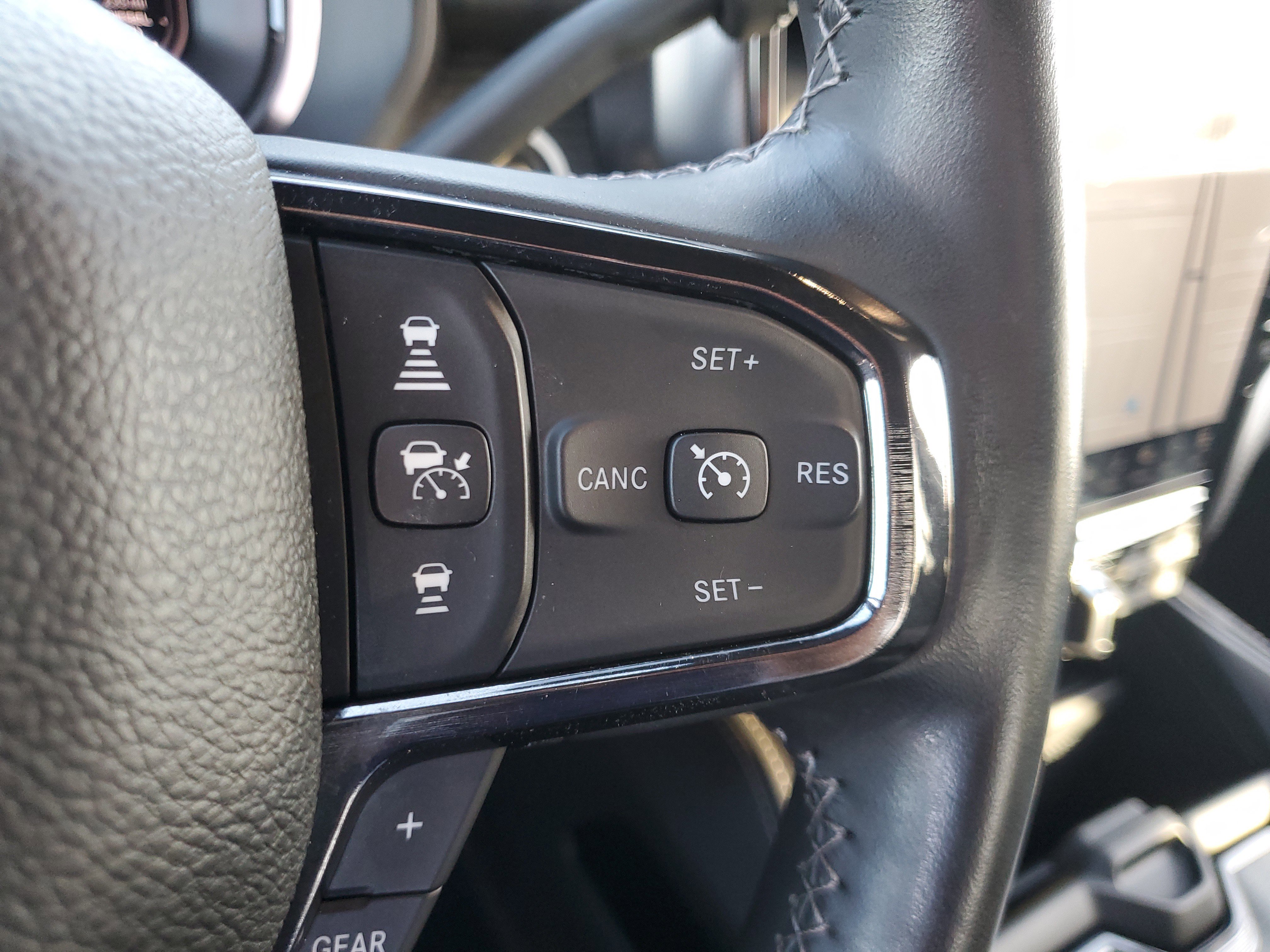 Used 2023 RAM 2500 Limited image 19