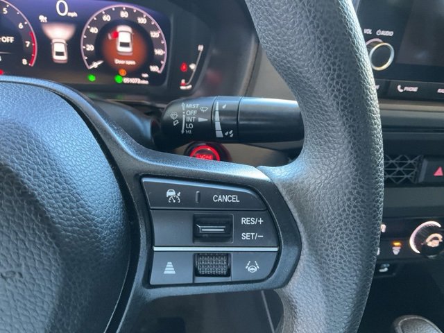 Used 2023 Honda Accord EX image 11