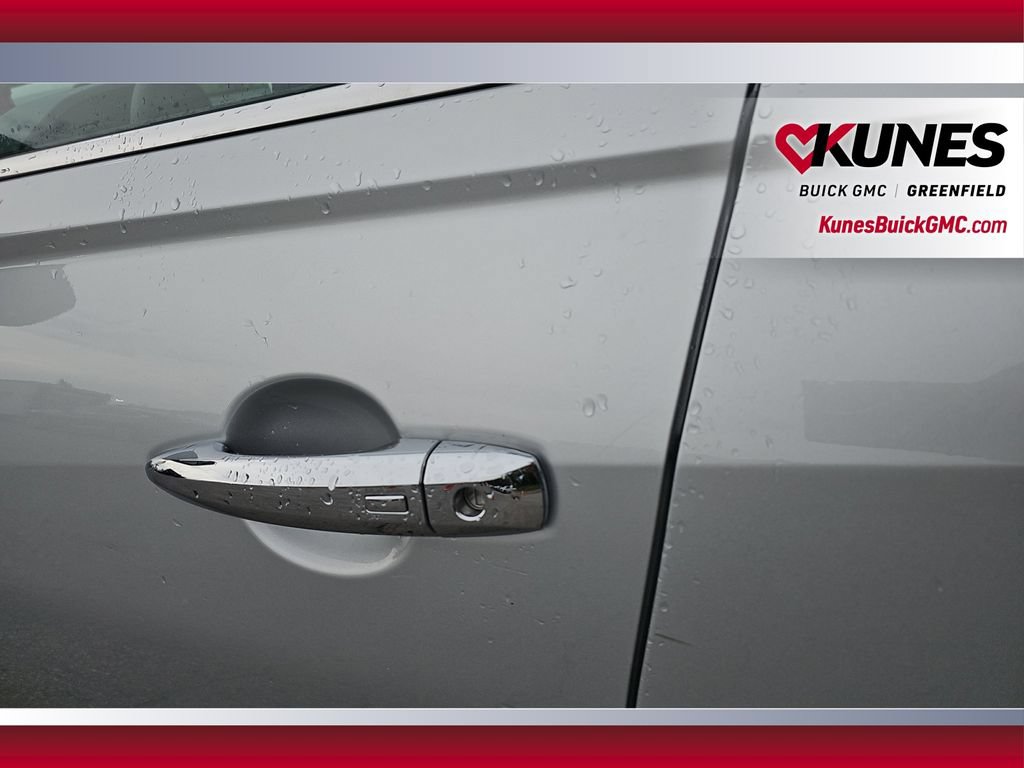 Used 2024 Nissan Altima 2.5 SV FWD image 30