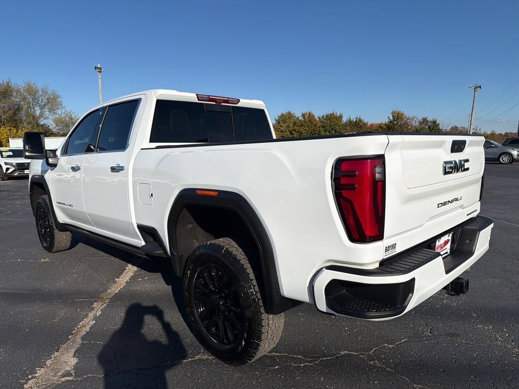 Used 2024 GMC Sierra 2500 Denali Ultimate AWD/4WD image 8