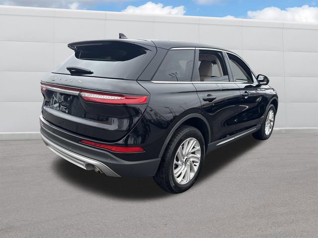 Used 2024 Lincoln Corsair AWD image 8