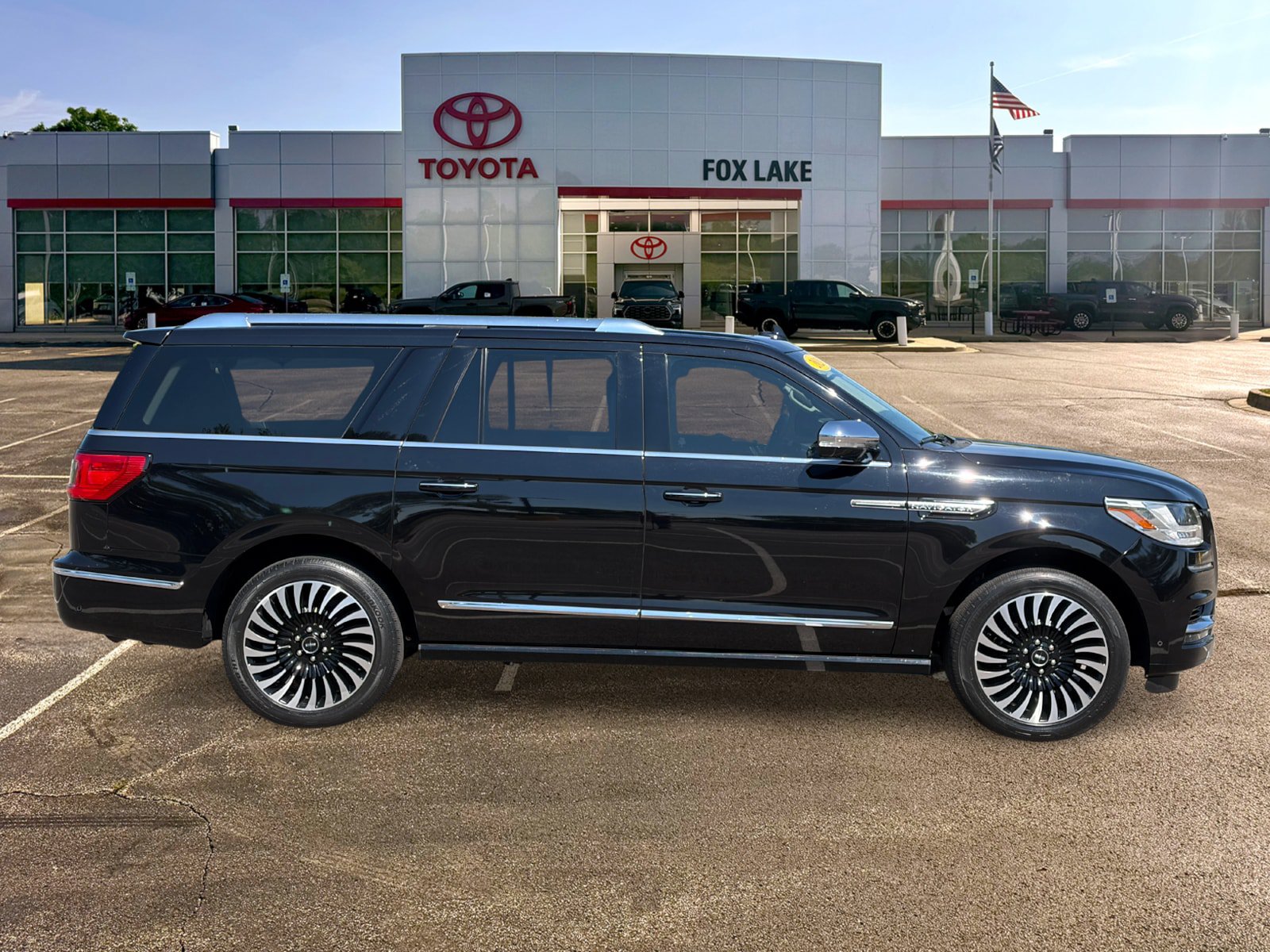 Used 2021 Lincoln Navigator L Black Label AWD/4WD image 6