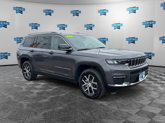 Used 2023 Jeep Grand Cherokee L Limited w/ Trailer Tow Group (B) AWD/4WD image 8