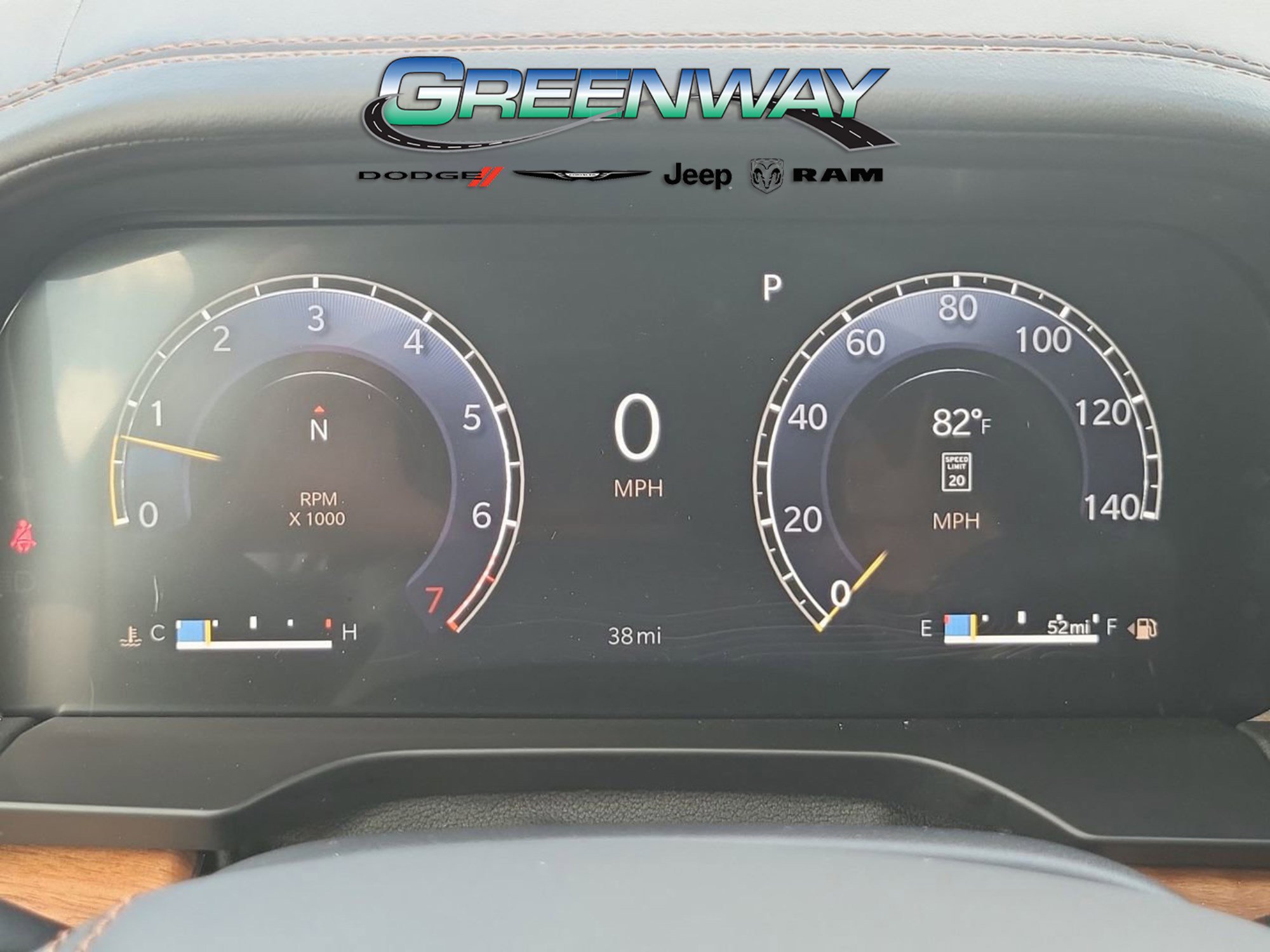 Used 2025 Jeep Grand Cherokee Summit image 31