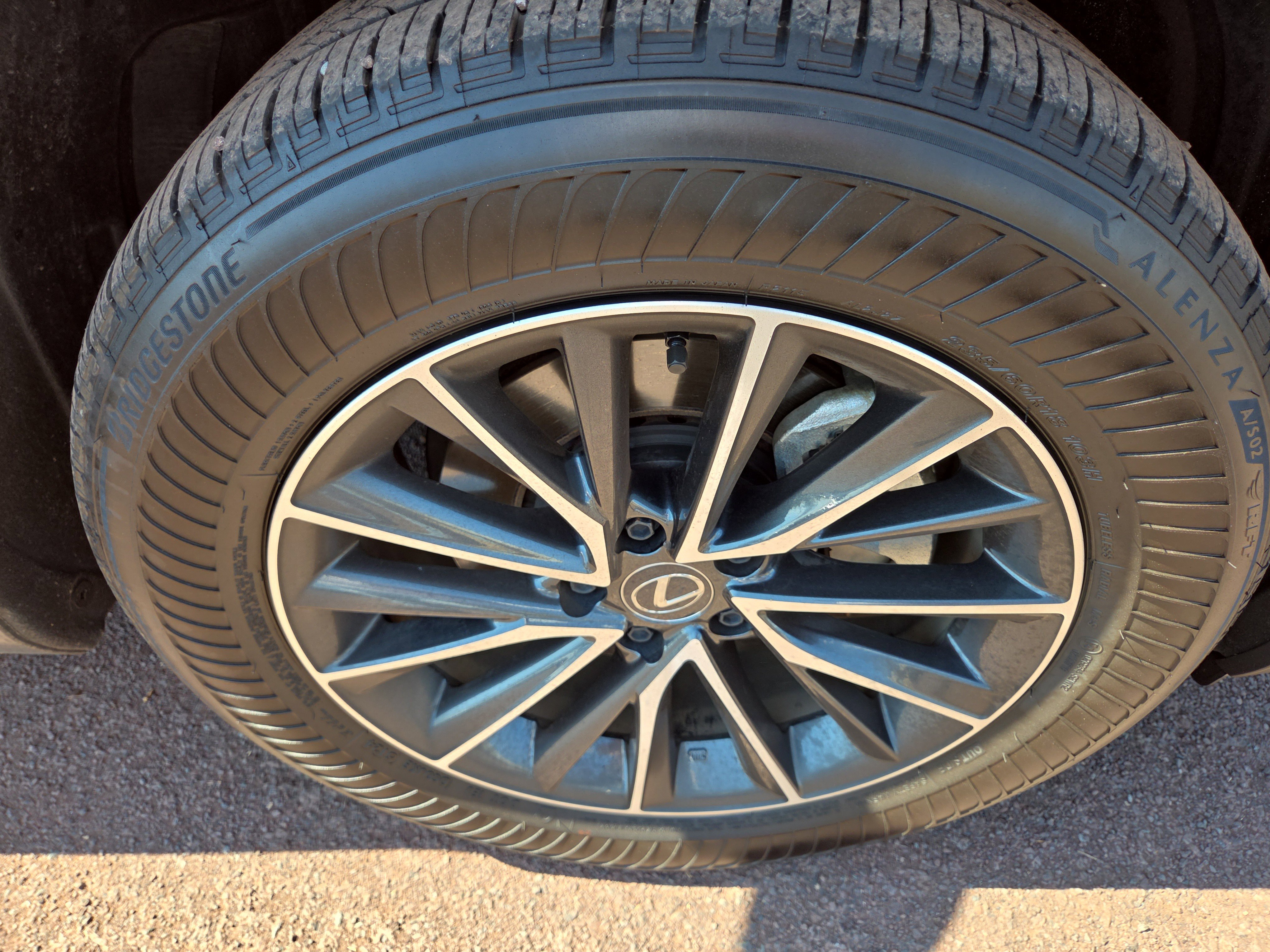 Certified 2025 Lexus NX 350h AWD w/ Accessory Package (2T) image 9