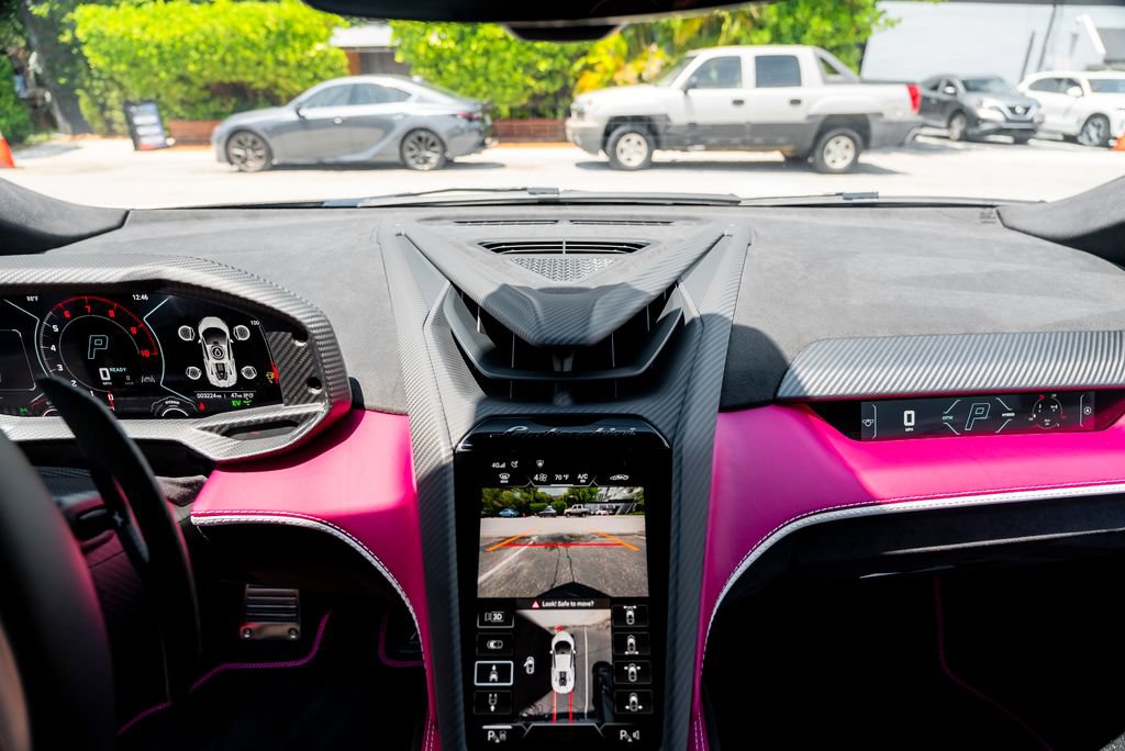 Used 2025 Lamborghini Revuelto AWD/4WD image 65