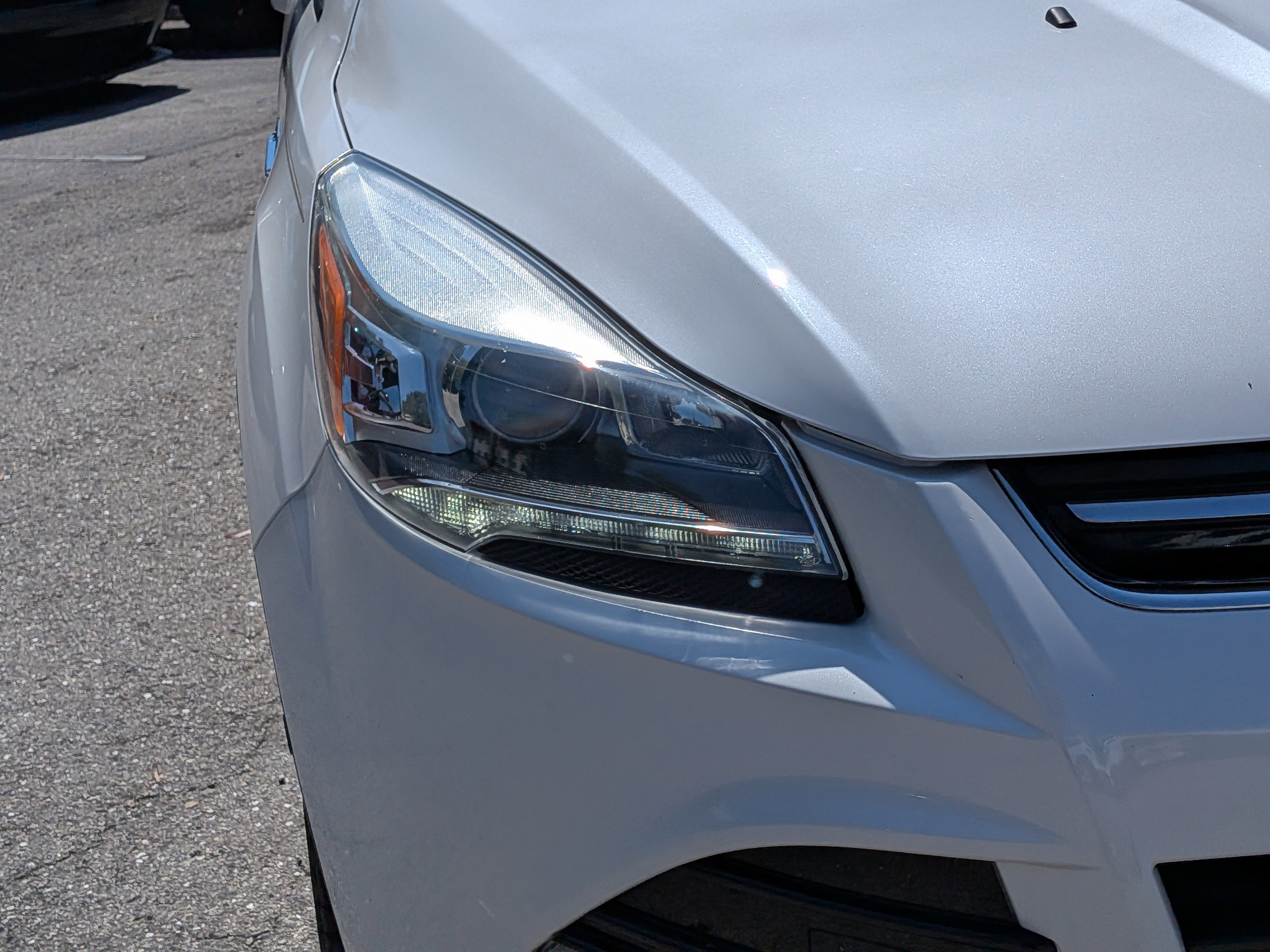 Used 2015 Ford Escape Titanium w/ Equipment Group 301A image 10