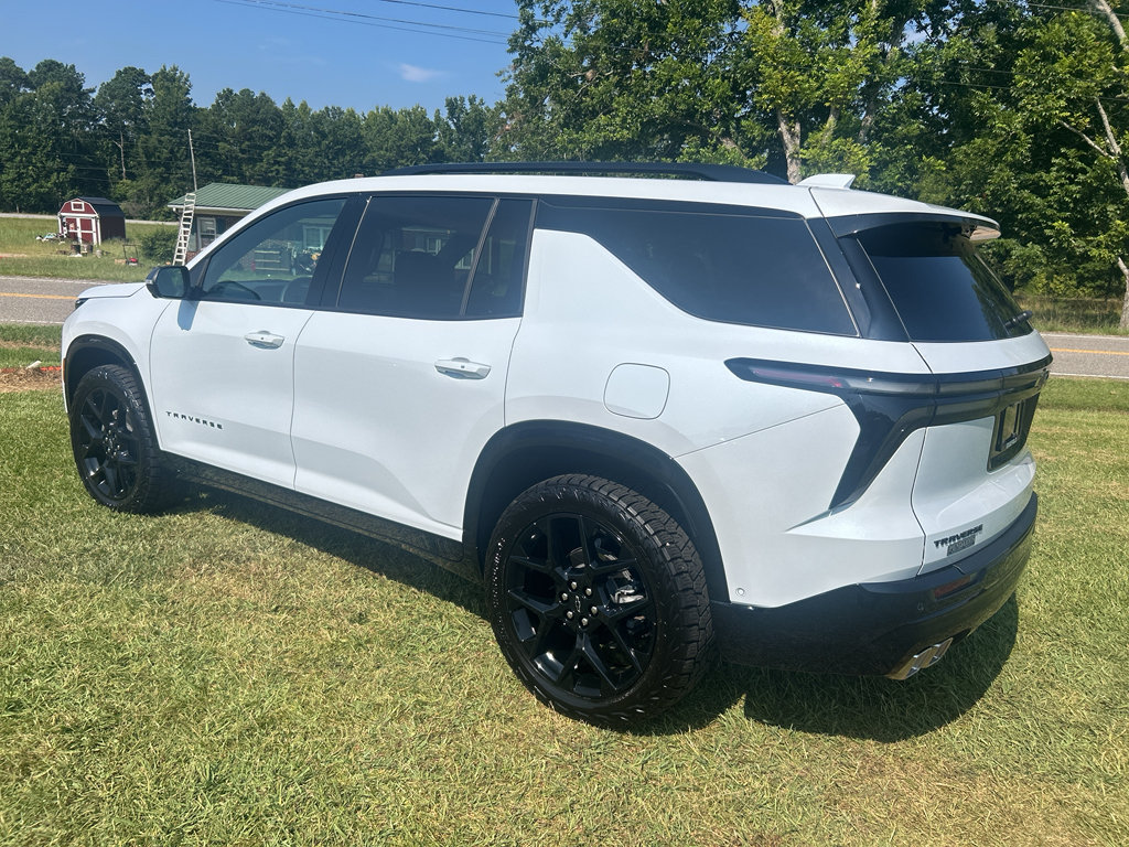 Used 2026 Chevrolet Traverse RS FWD image 10