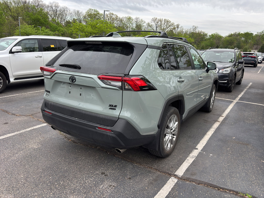 Certified 2023 Toyota RAV4 XLE Premium image 4