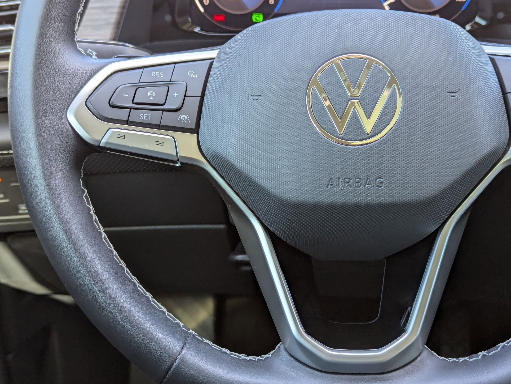 Used 2024 Volkswagen Atlas SEL image 21