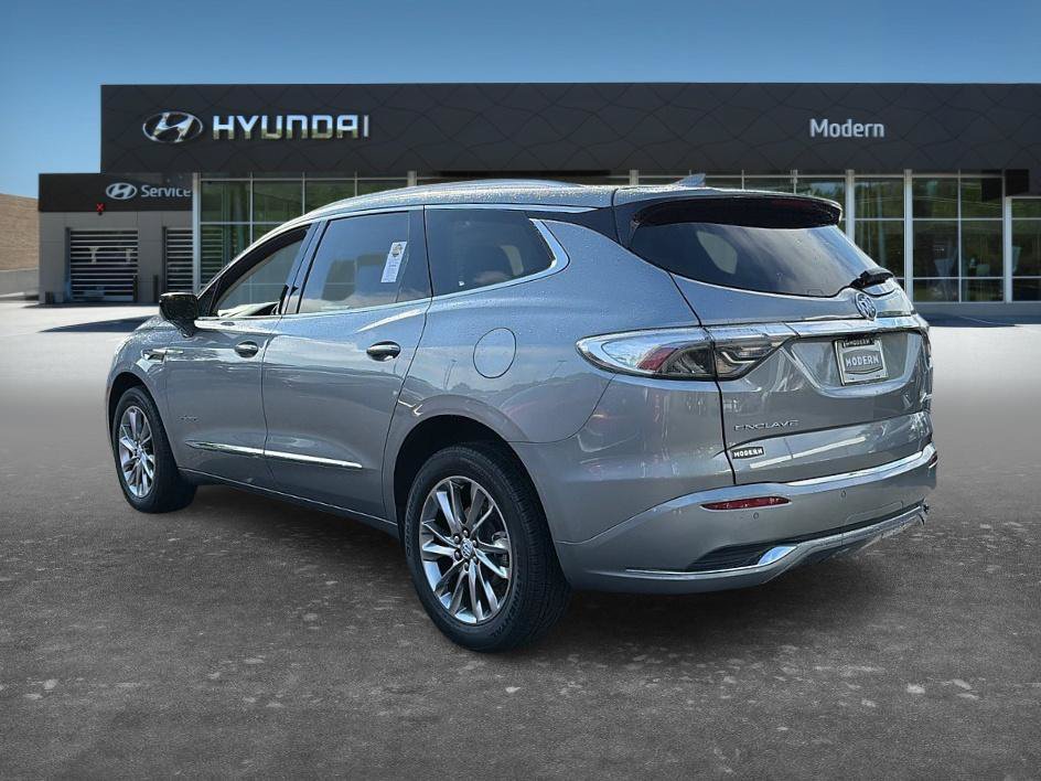 Used 2024 Buick Enclave Avenir w/ Avenir Technology Package FWD image 5