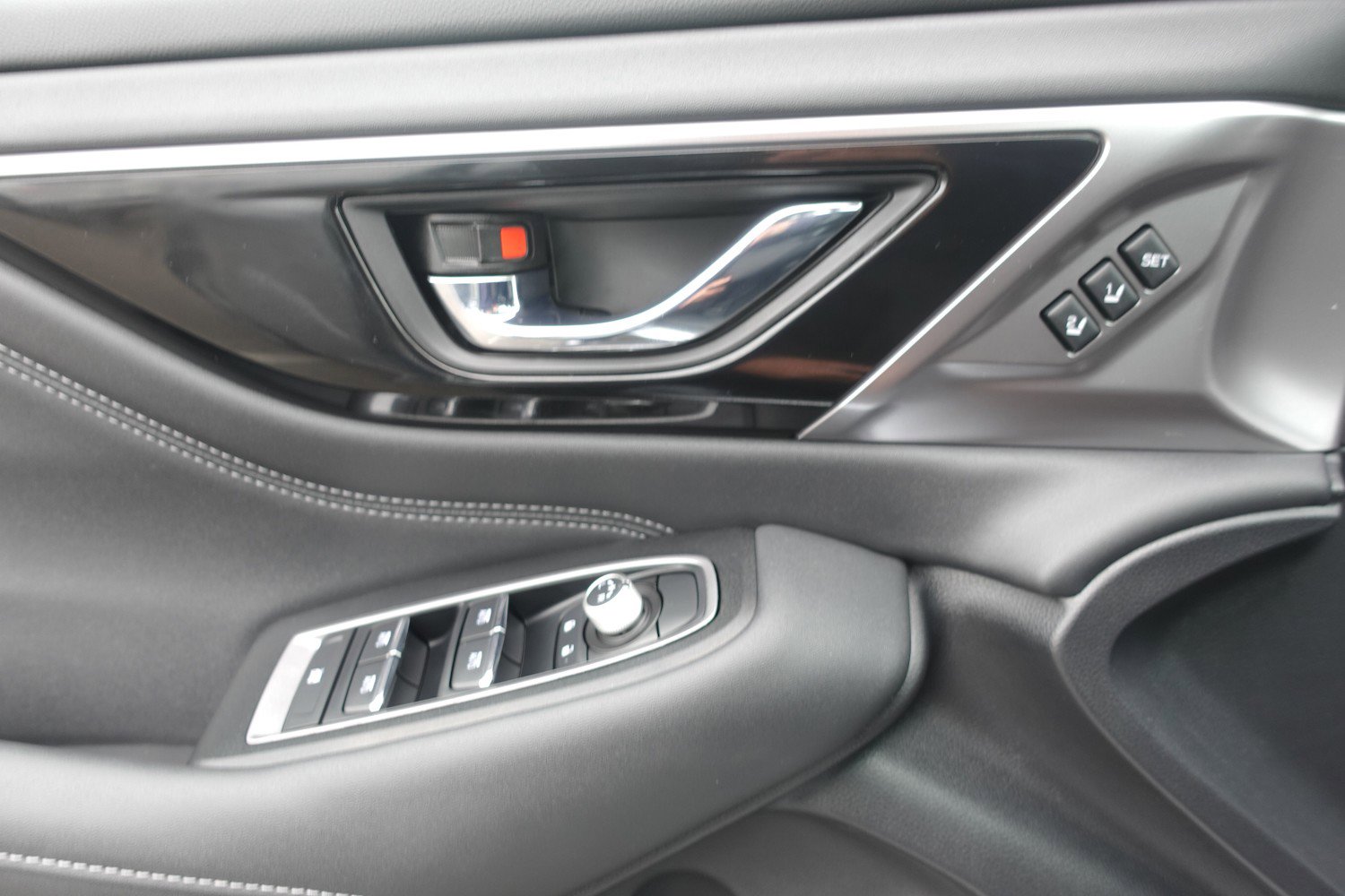 Certified 2025 Subaru Legacy Limited image 12