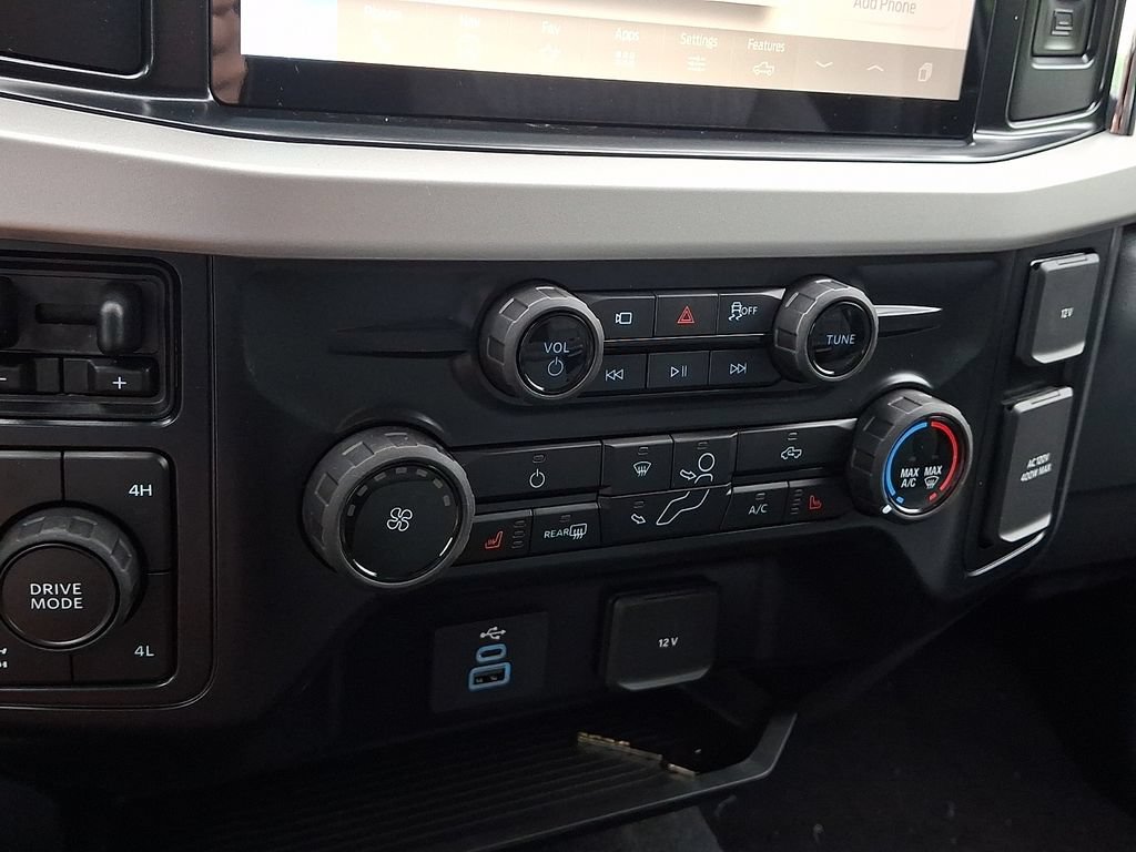 New 2026 Ford F350 XLT w/ XLT Premium Package AWD/4WD image 11