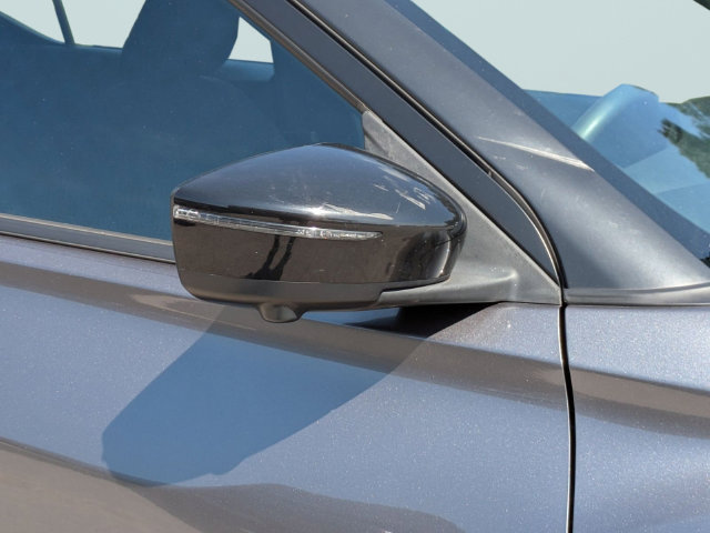 Used 2024 Nissan Kicks SR FWD image 12