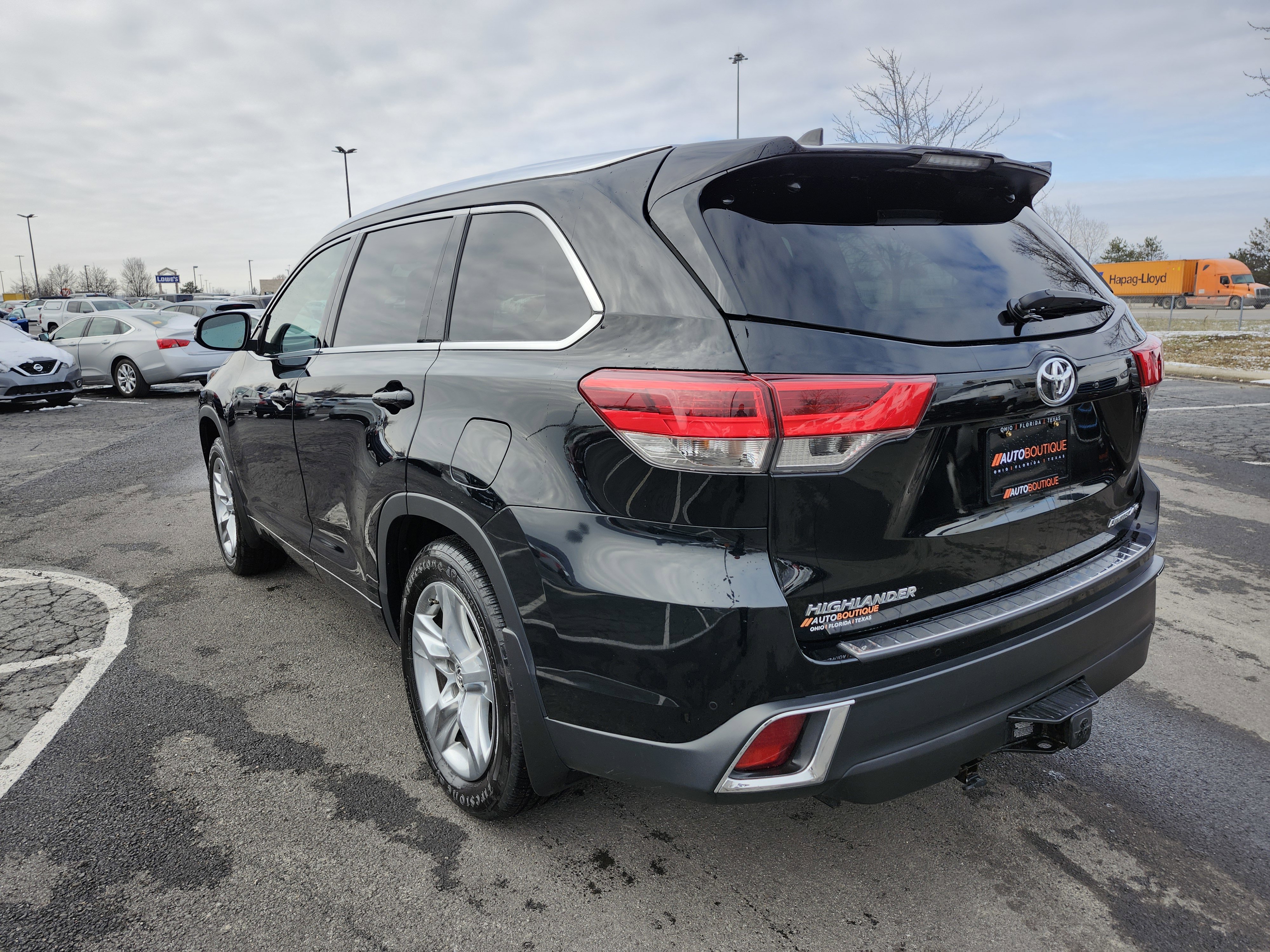 Used 2017 Toyota Highlander Limited image 16