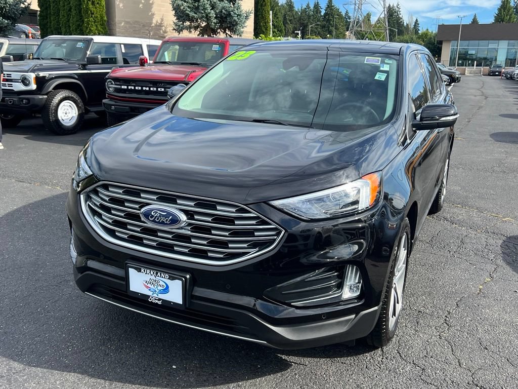 Certified 2023 Ford Edge Titanium AWD/4WD image 5