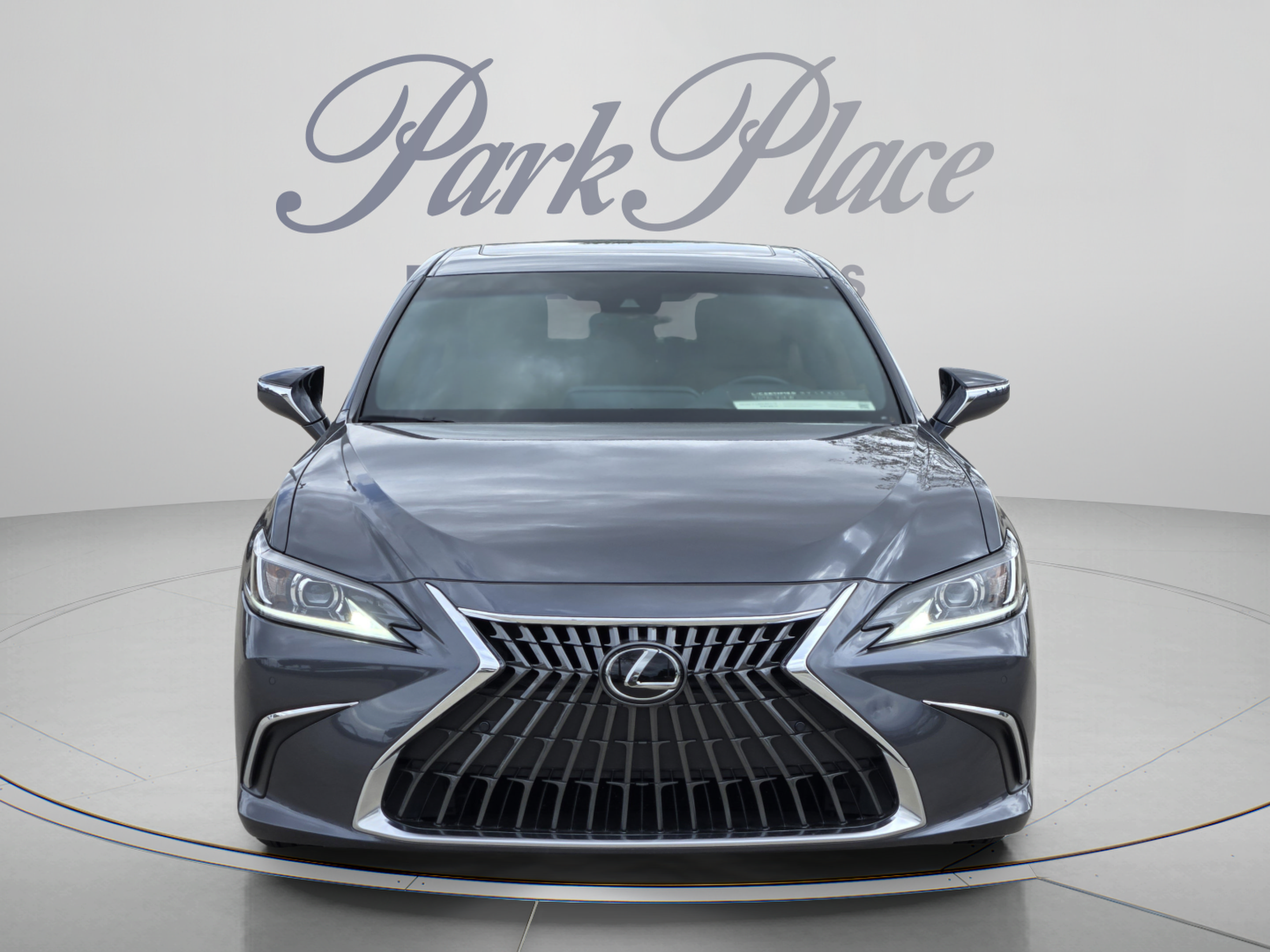 Used 2025 Lexus ES 350 w/ Premium Package FWD image 8