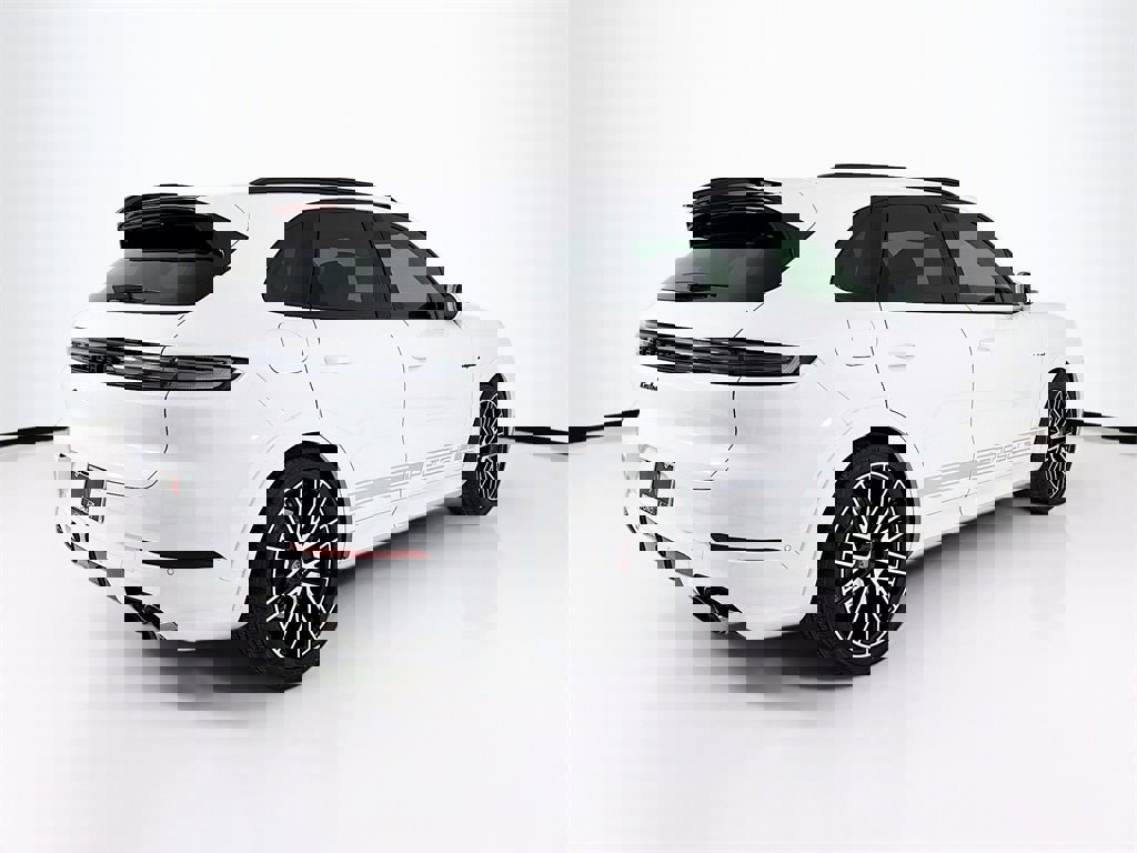 New 2026 Porsche Cayenne Turbo image 9