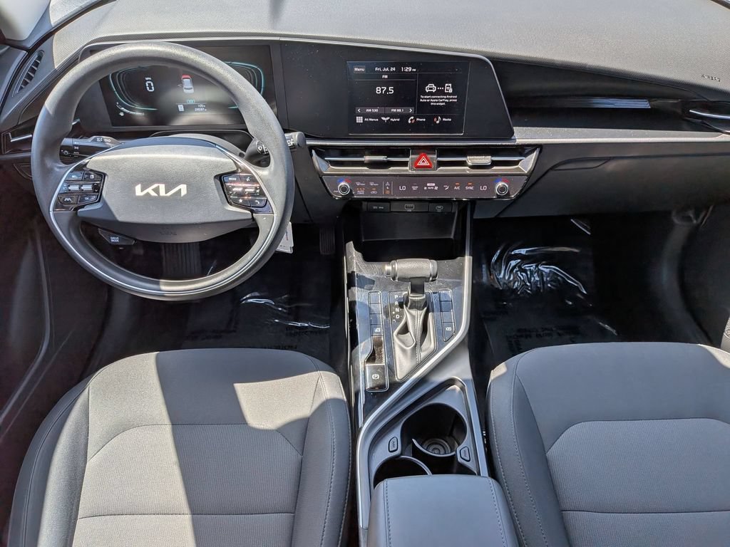 Used 2025 Kia Niro LX FWD image 24