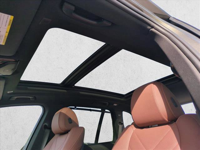Certified 2025 BMW X5 xDrive50e w/ Executive Package image 16