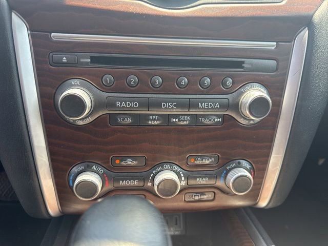 Used 2019 Nissan Pathfinder Platinum FWD image 14