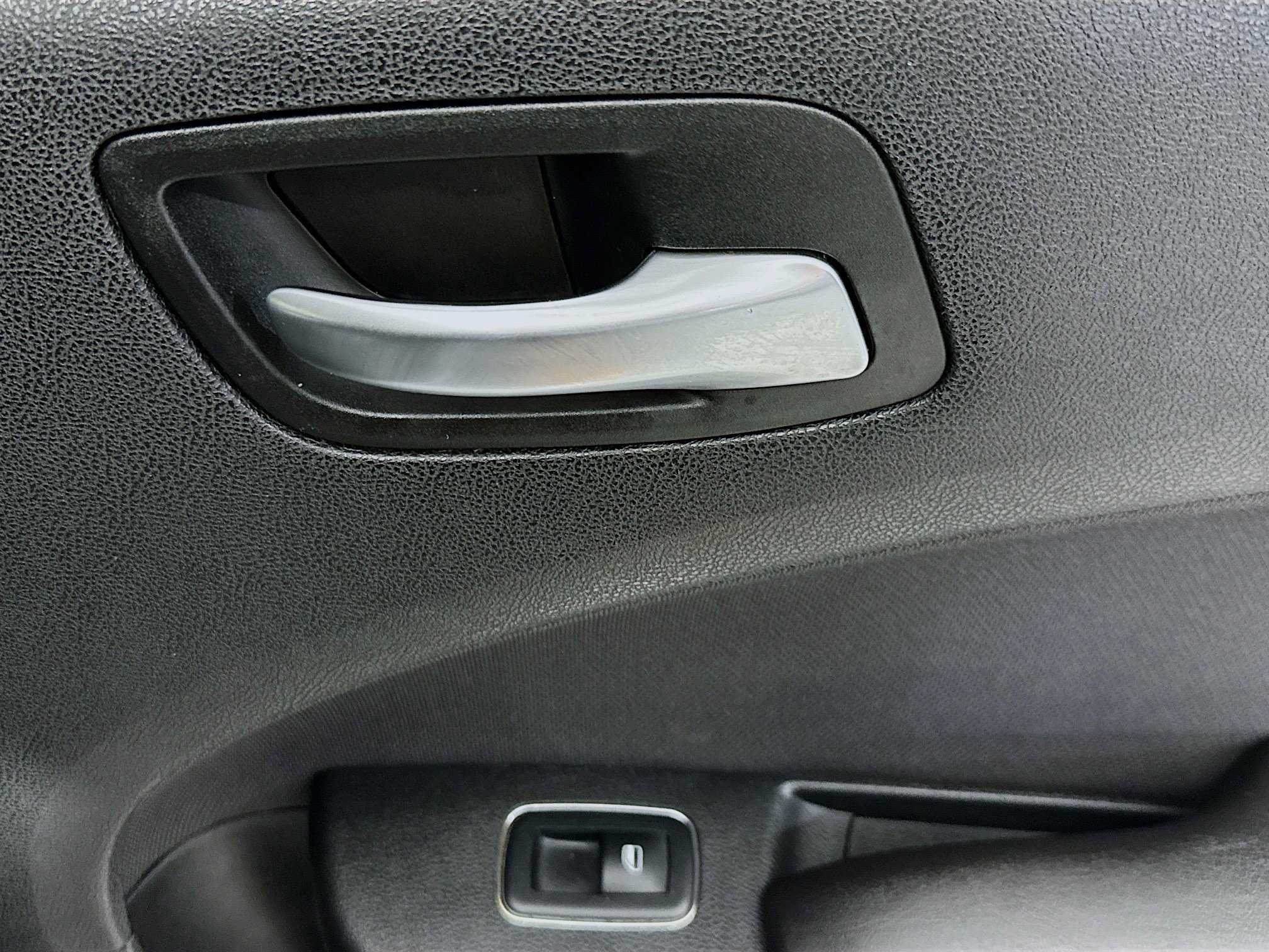 Used 2018 Dodge Charger SXT image 30