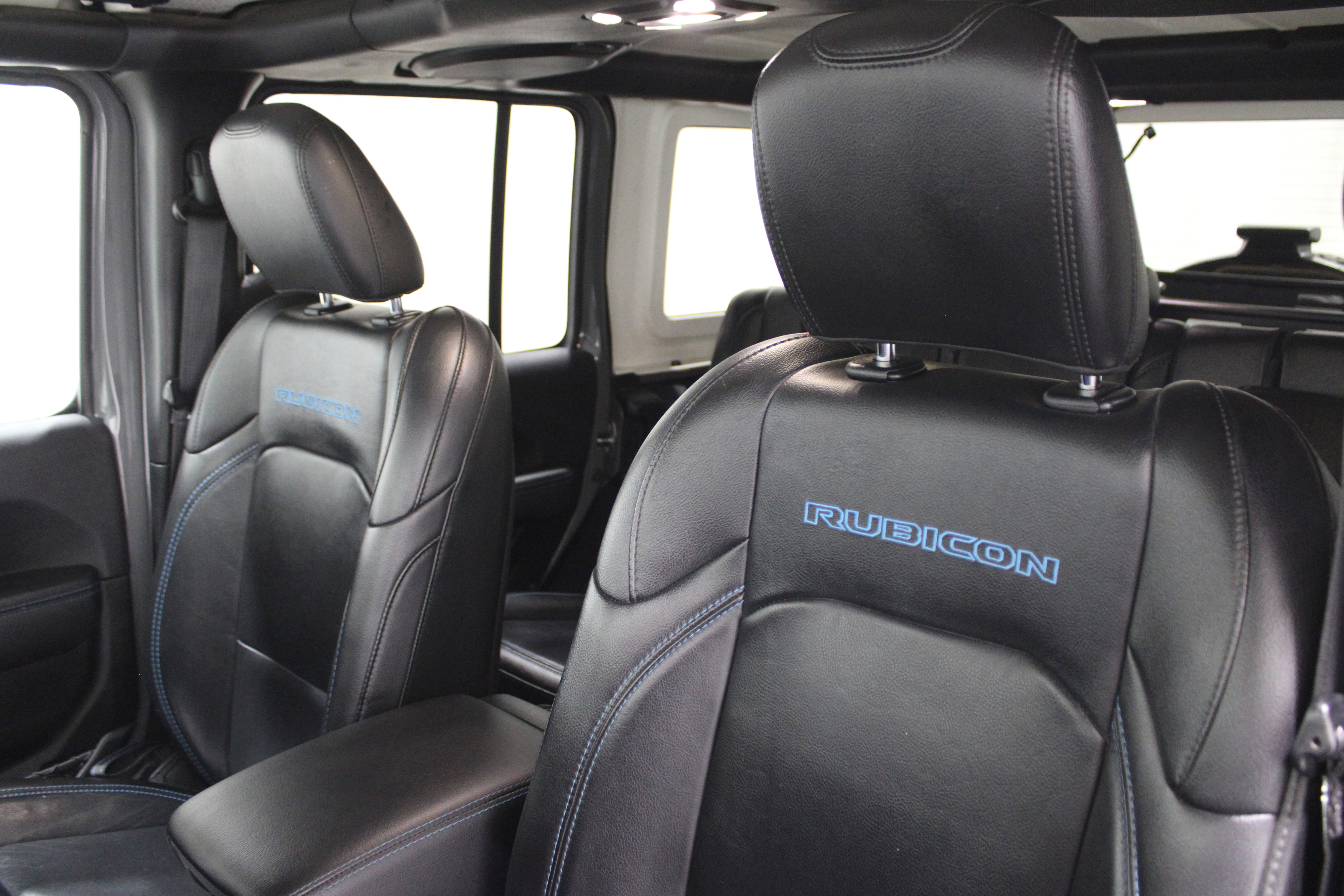 Used 2021 Jeep Wrangler Unlimited Rubicon 4xe image 4