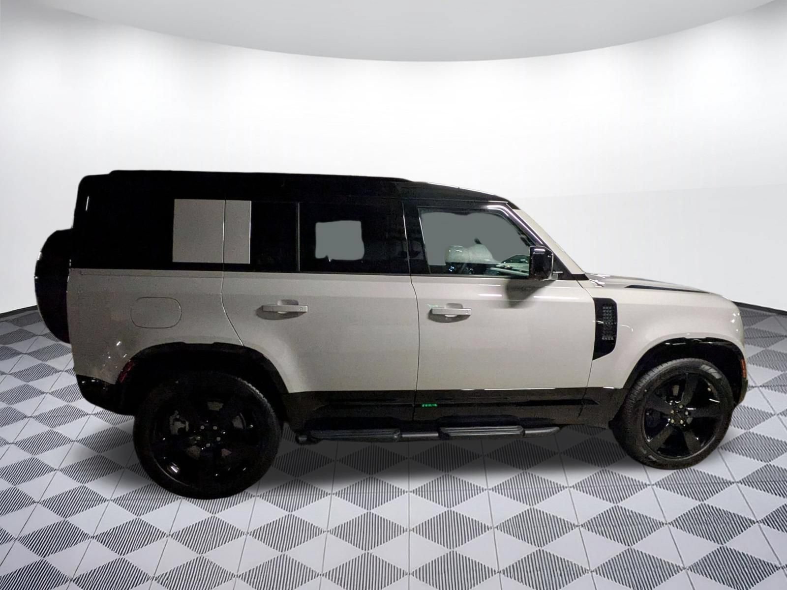New 2026 Land Rover Defender 110 X-Dynamic SE AWD/4WD image 6