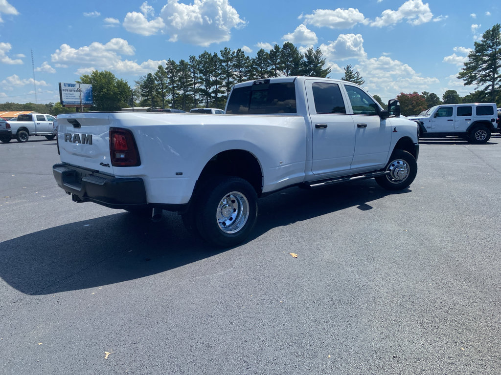 New 2026 RAM 3500 Tradesman AWD/4WD image 5