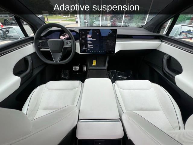 Used 2023 Tesla Model X Plaid image 3