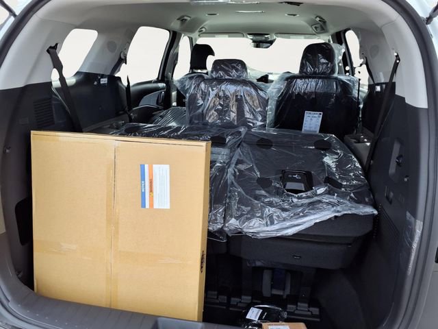 New 2026 Kia Carnival LXS image 19