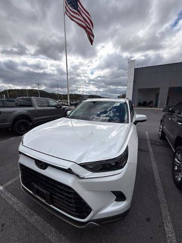 Used 2024 Toyota Grand Highlander AWD image 28