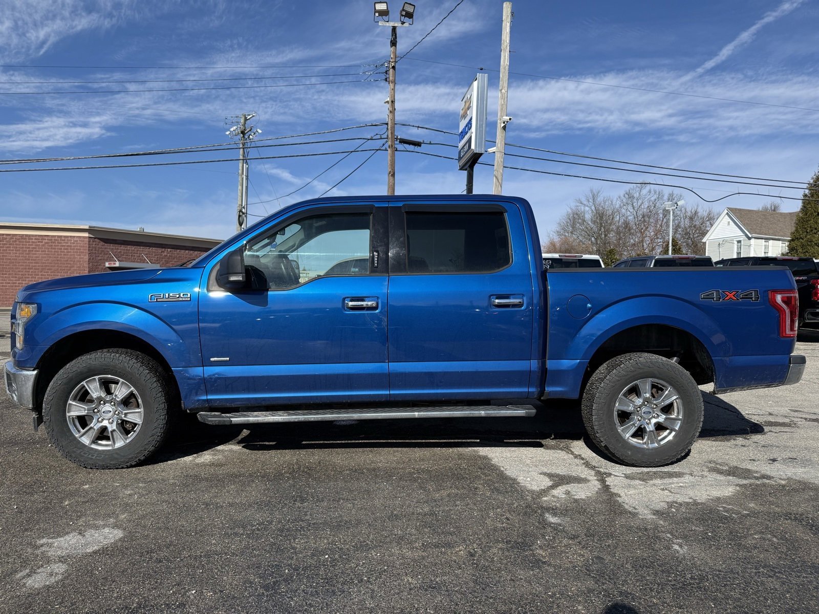 Used 2017 Ford F150 XLT w/ Equipment Group 302A Luxury image 4