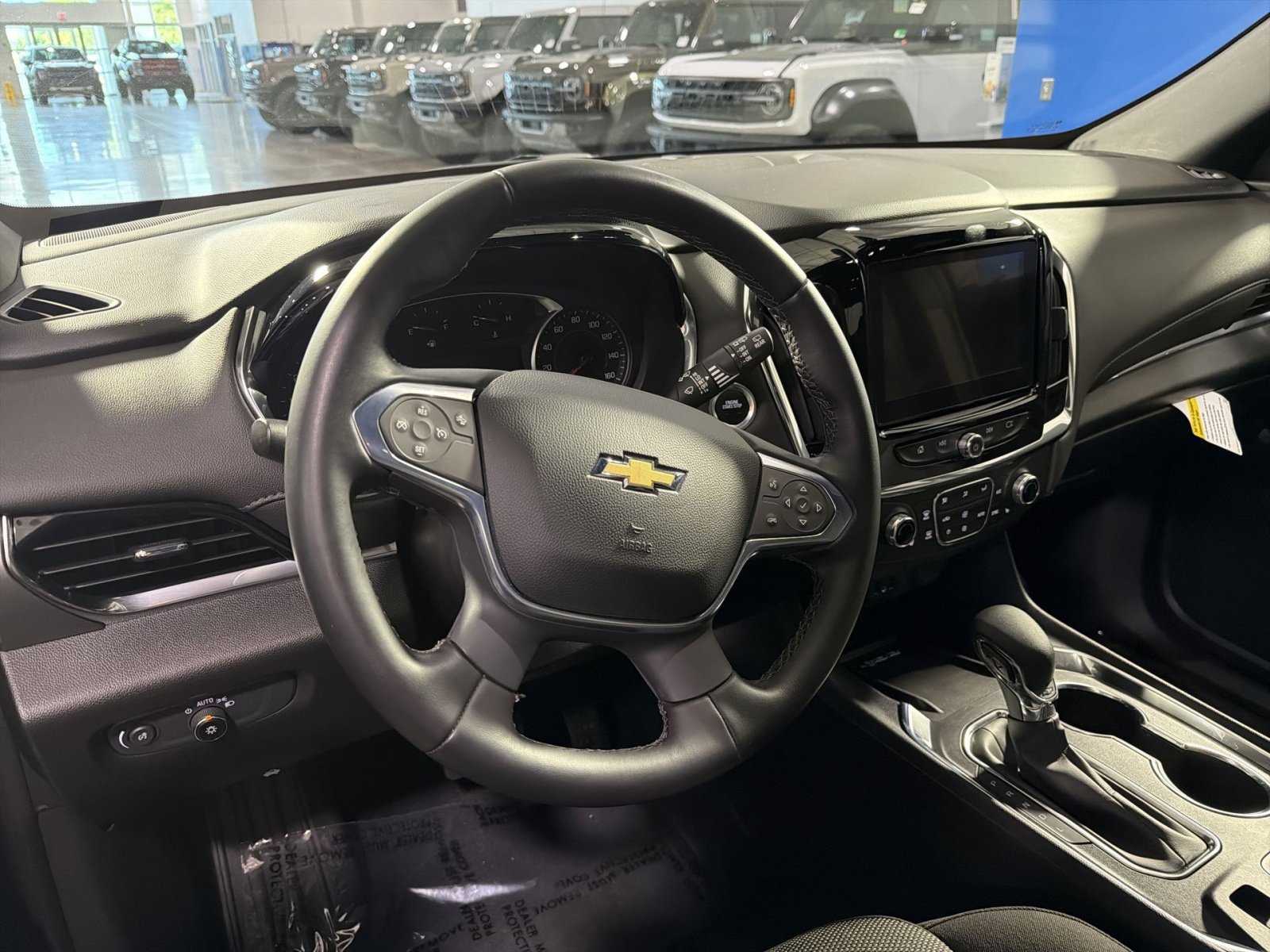 Used 2023 Chevrolet Traverse LT AWD/4WD image 28