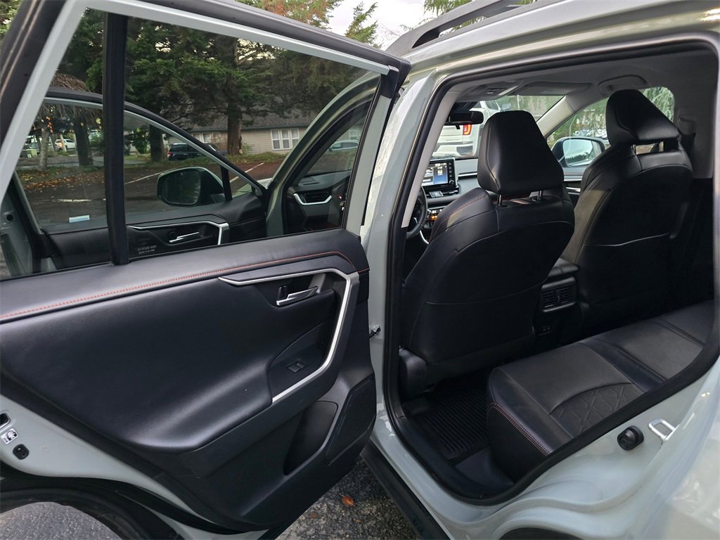 Used 2019 Toyota RAV4 Adventure w/ Cold Weather Package image 9