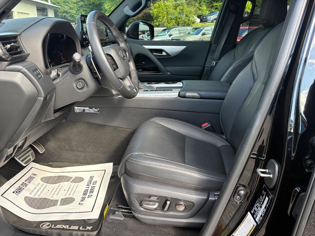 Used 2024 Lexus LX 600 F Sport AWD/4WD image 18