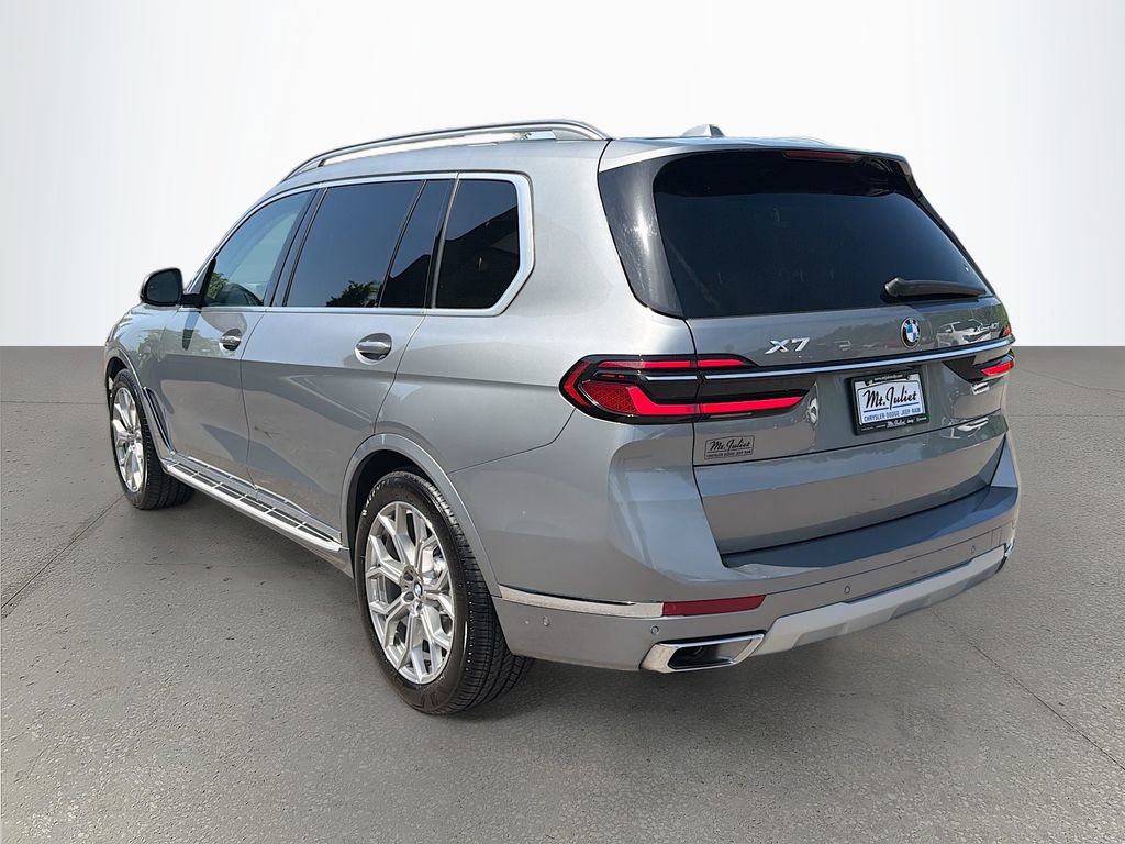 Used 2024 BMW X7 xDrive40i AWD/4WD image 6