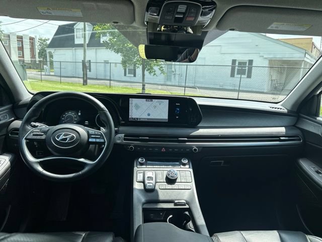 Used 2024 Hyundai Palisade Limited AWD/4WD image 3