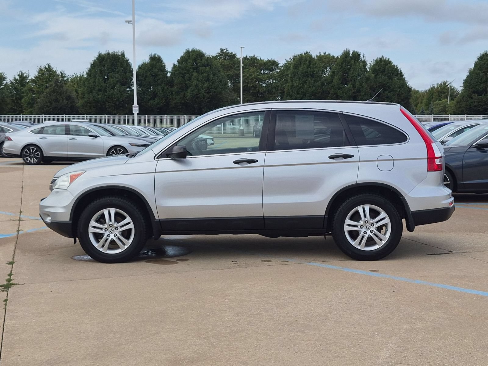 Used 2010 Honda CR-V EX image 9