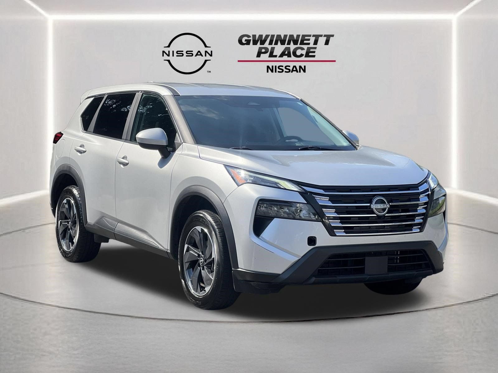 Used 2025 Nissan Rogue SV AWD/4WD image 26