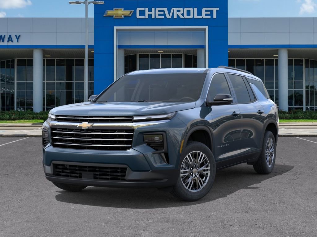 Used 2026 Chevrolet Traverse LT w/ Driver Confidence Package FWD image 6