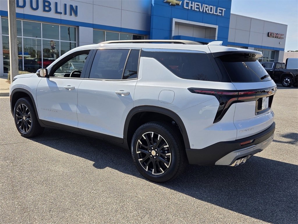 New 2026 Chevrolet Traverse LT w/ Enhanced Driving Package image 7