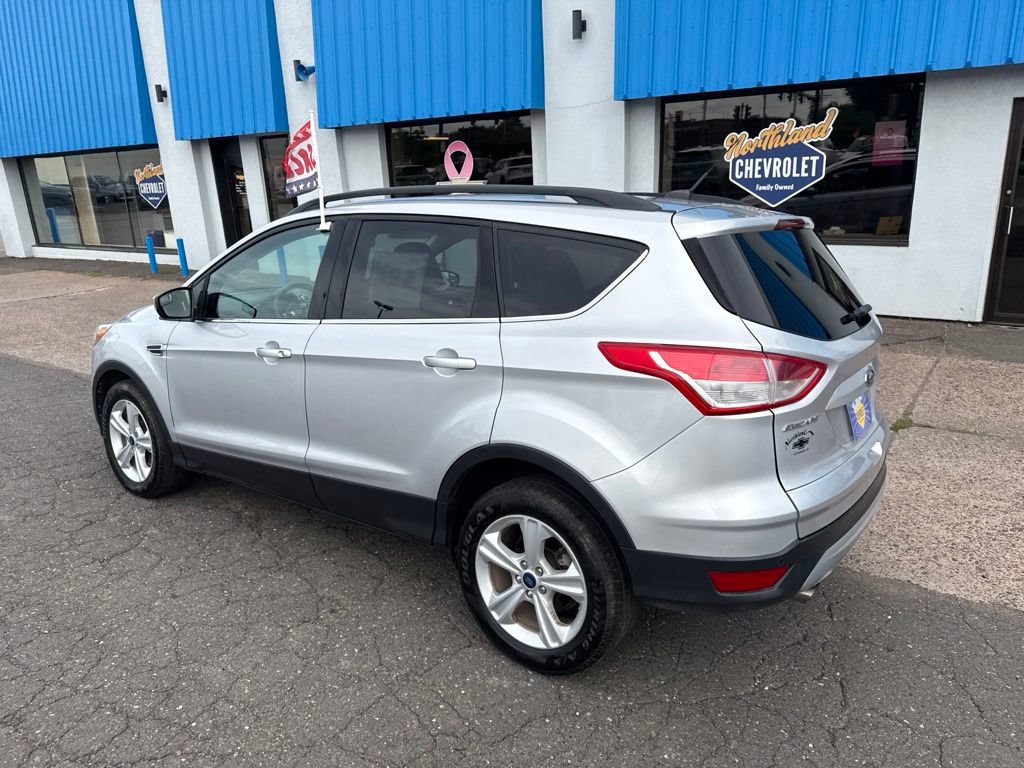 Used 2015 Ford Escape SE w/ Equipment Group 201A AWD/4WD image 17