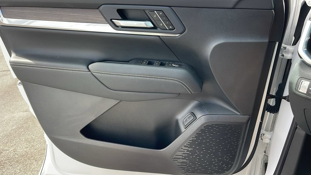 New 2026 GMC Terrain Denali AWD/4WD image 25