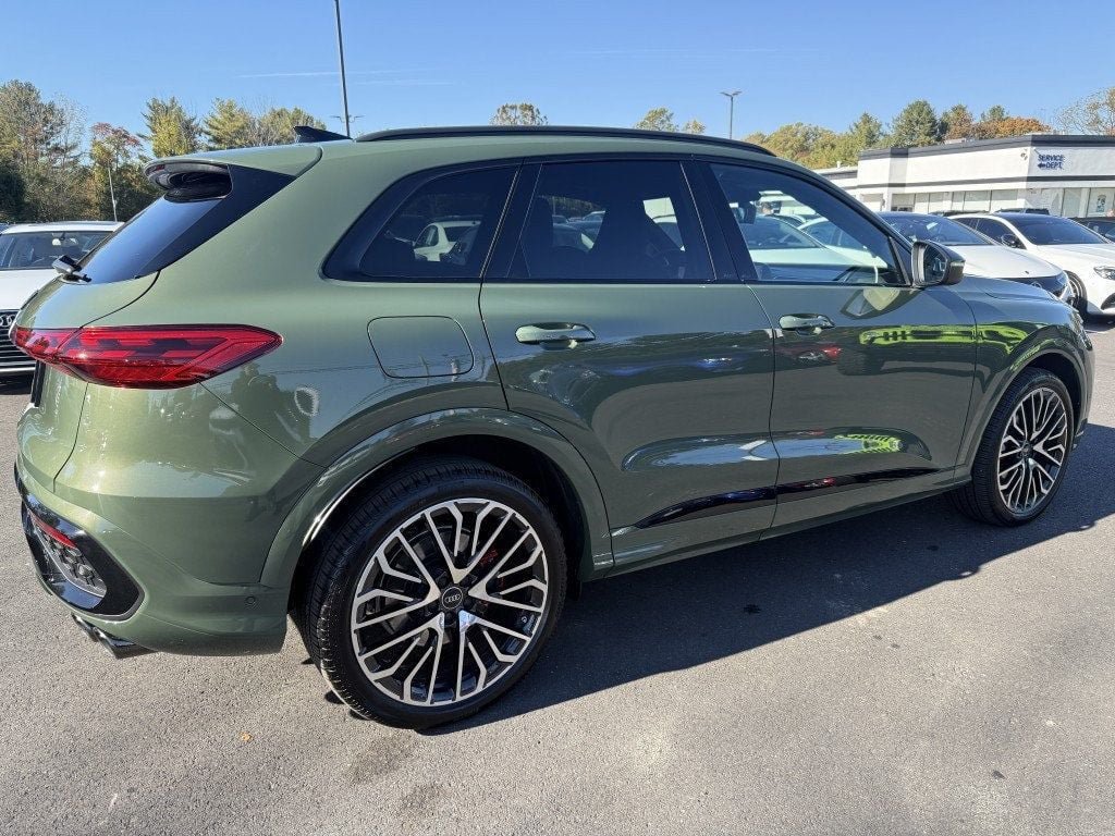 Used 2026 Audi SQ5 Premium Plus AWD/4WD image 3