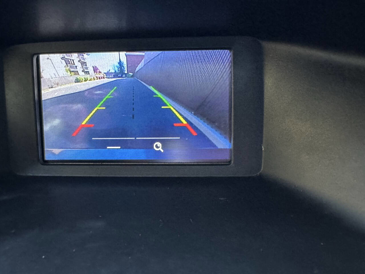 Used 2016 Ford Focus SE w/ SE Sport Package image 17