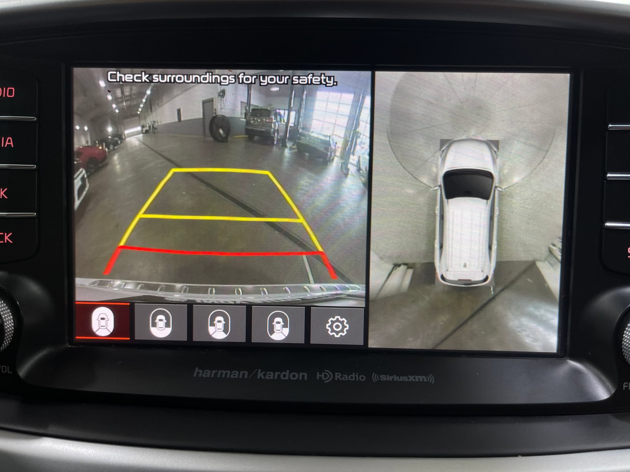 Used 2019 Kia Sorento SX FWD image 11