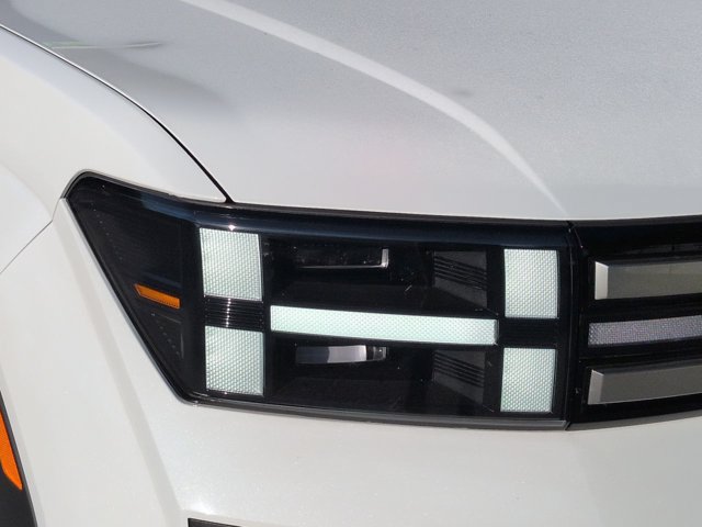 Used 2026 Hyundai Santa Fe SE FWD image 9
