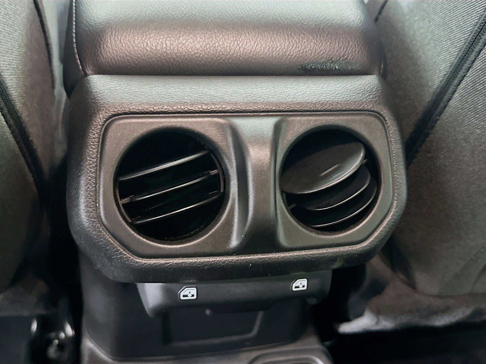Used 2025 Jeep Wrangler Sport S AWD/4WD image 26